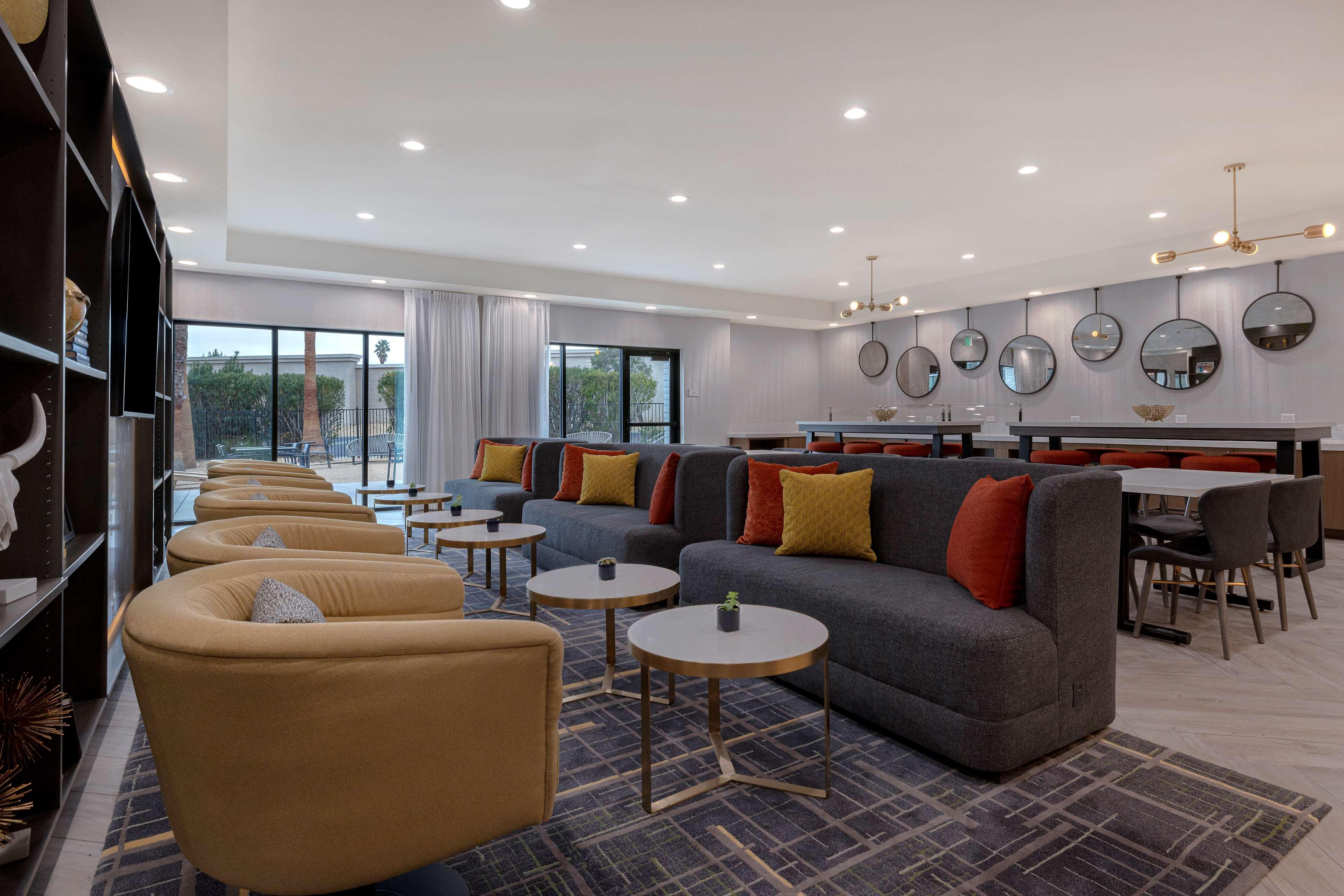 Hotel Doubletree By Hilton Palmdale, Ca Esterno foto